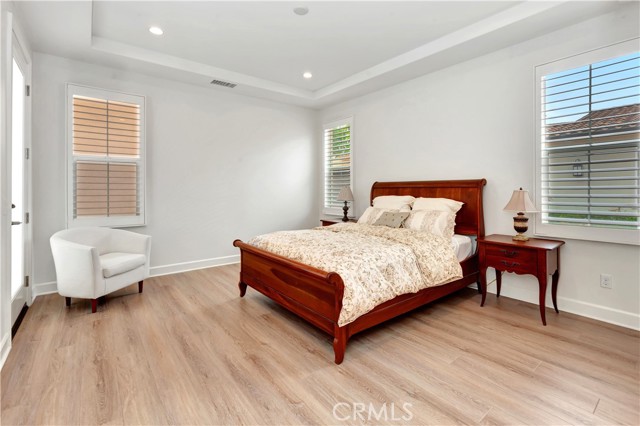 MLS #OC25233799 image #10