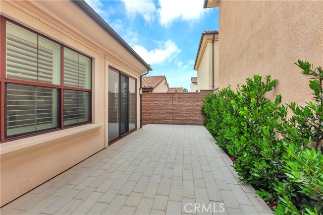 MLS #OC25233799 image #24