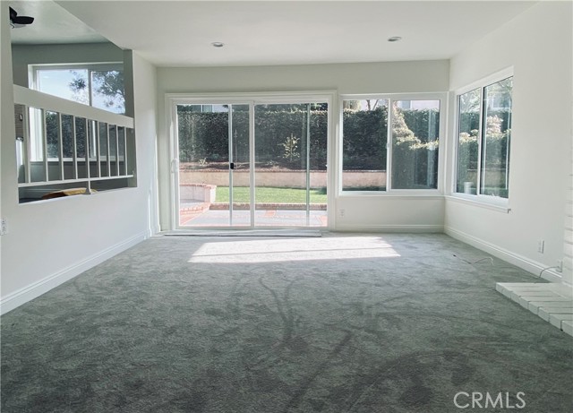 MLS #OC25233804 image #1