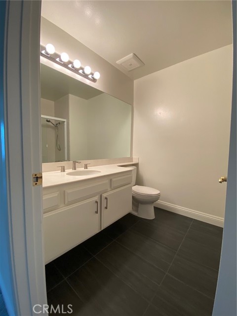 MLS #OC25233804 image #9