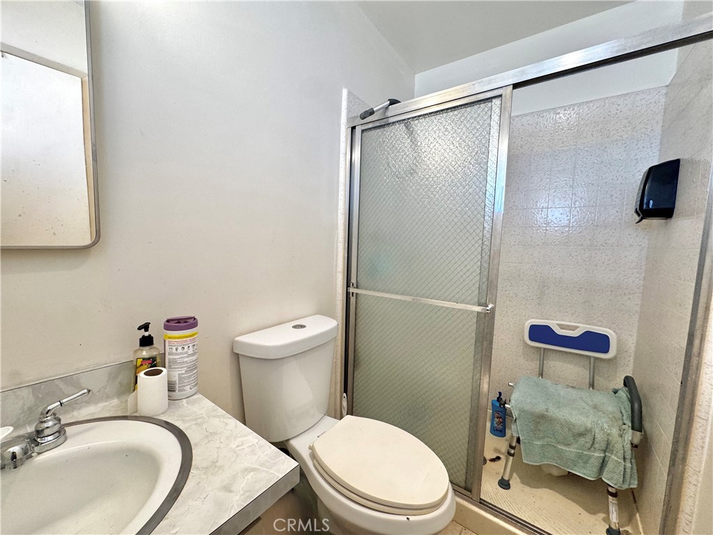 MLS #OC25233837 image #9