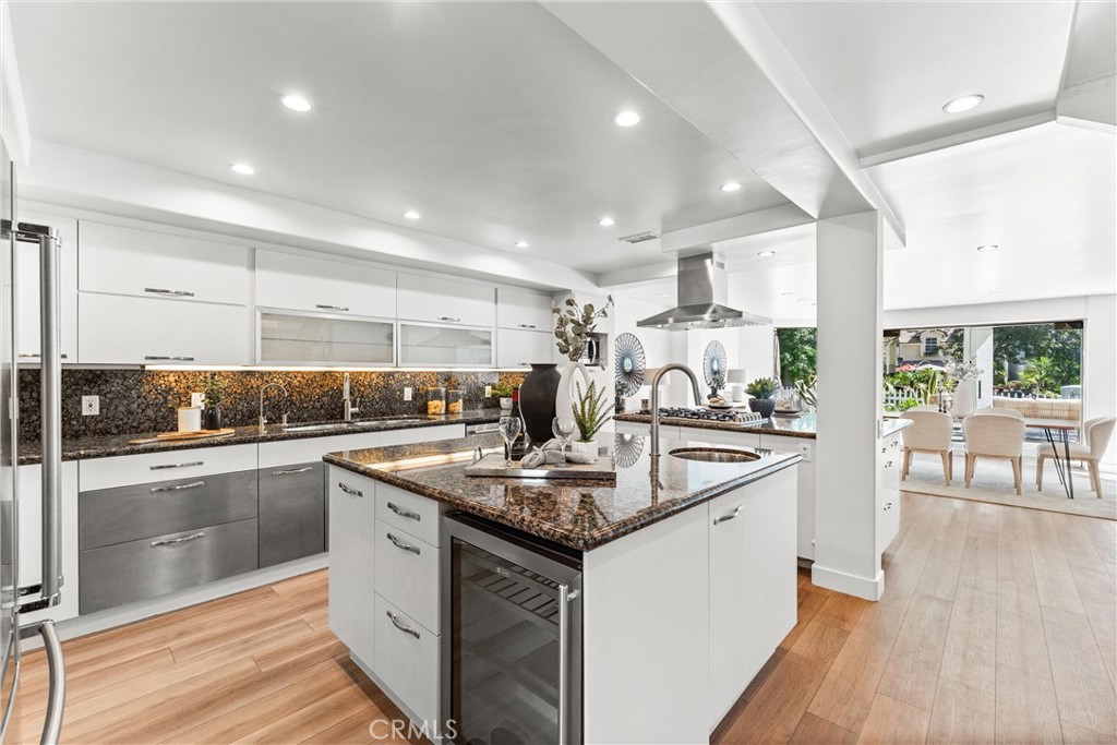 MLS #OC25233854 image #12