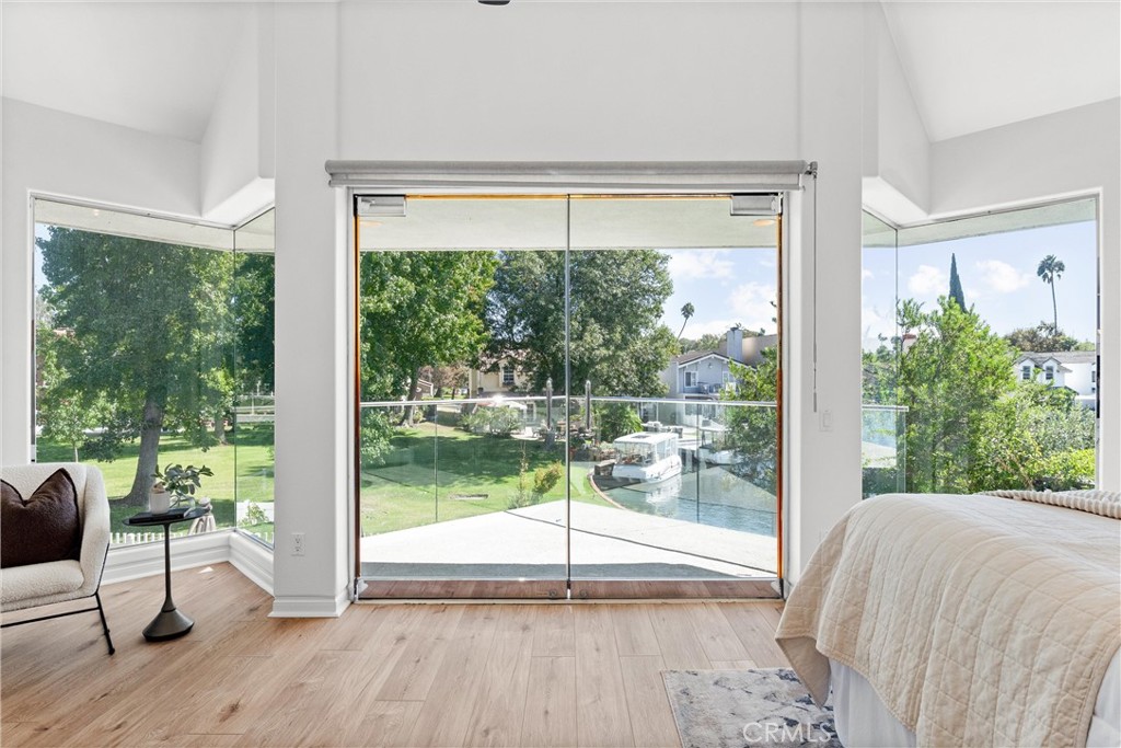 MLS #OC25233854 image #21