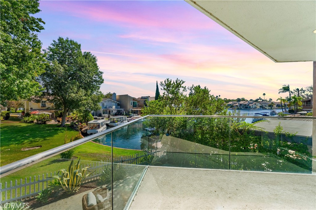 MLS #OC25233854 image #25