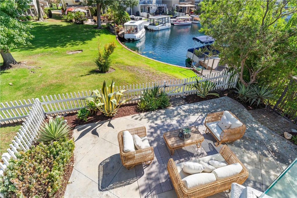 MLS #OC25233854 image #28