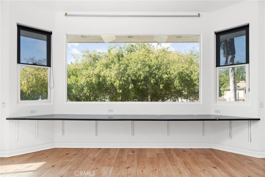 MLS #OC25233854 image #31