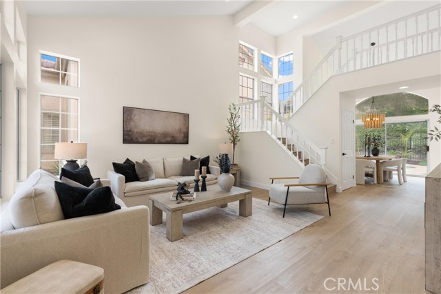 MLS #OC25233872 image #2