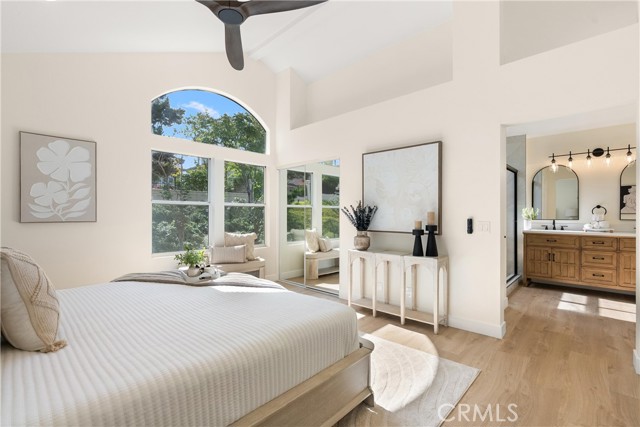 MLS #OC25233872 image #30