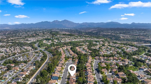 MLS #OC25233872 image #40