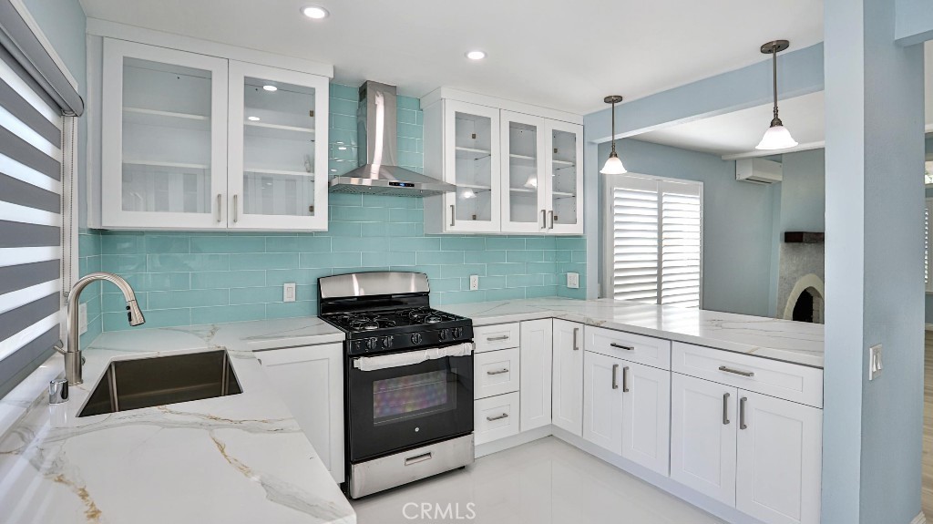 MLS #OC25233956 image #12