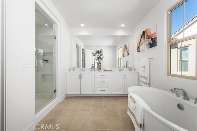 MLS #OC25233989 image #15