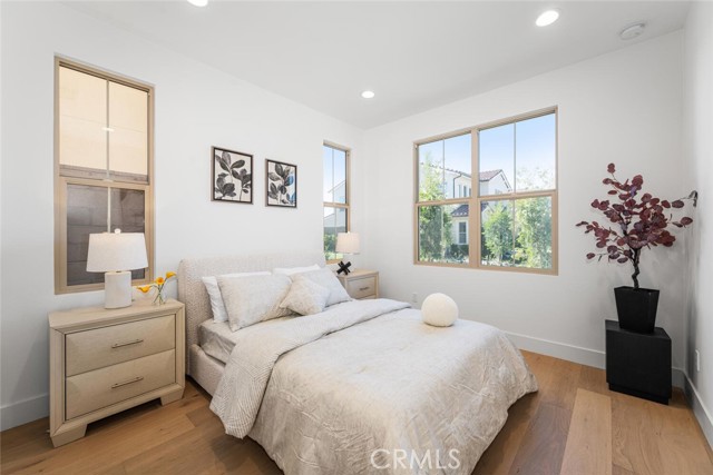 MLS #OC25233989 image #17