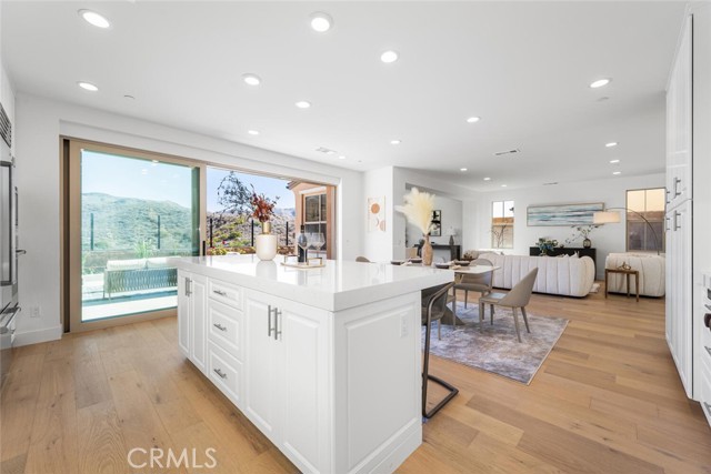 MLS #OC25233989 image #2