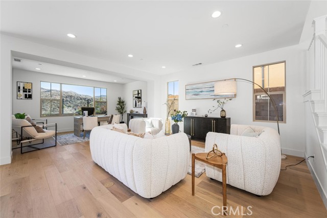 MLS #OC25233989 image #7