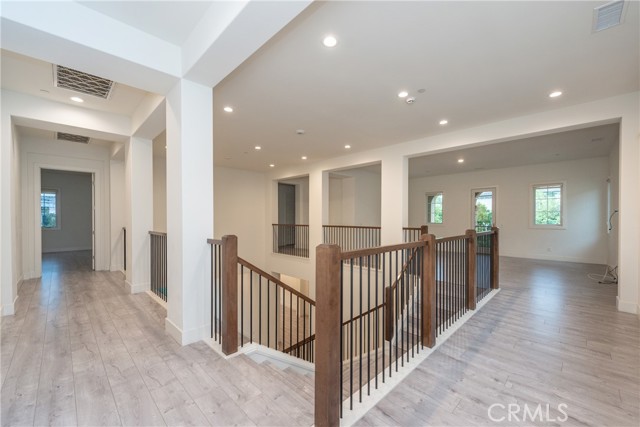 MLS #OC25234013 image #13