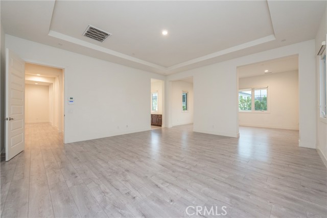 MLS #OC25234013 image #22