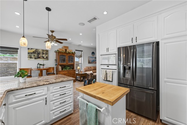 MLS #OC25234040 image #12