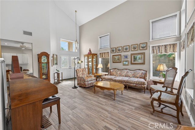 MLS #OC25234040 image #15