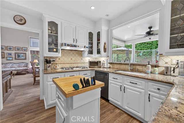 MLS #OC25234040 image #19