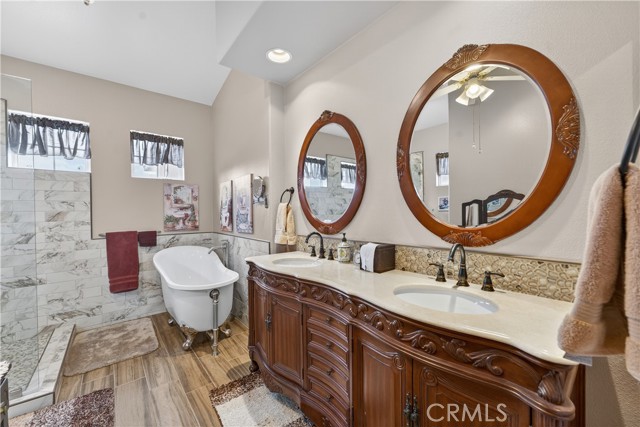 MLS #OC25234040 image #36