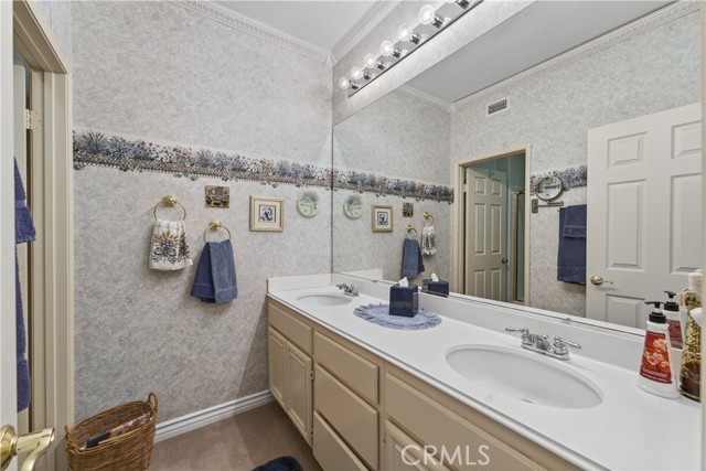 MLS #OC25234040 image #41