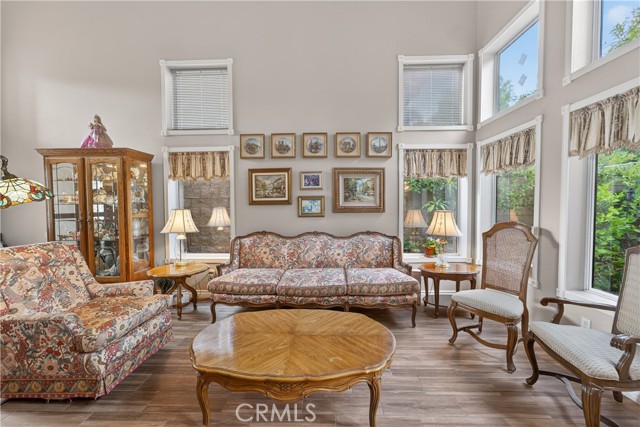 MLS #OC25234040 image #8