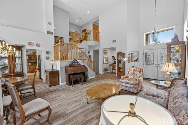 MLS #OC25234040 image #9