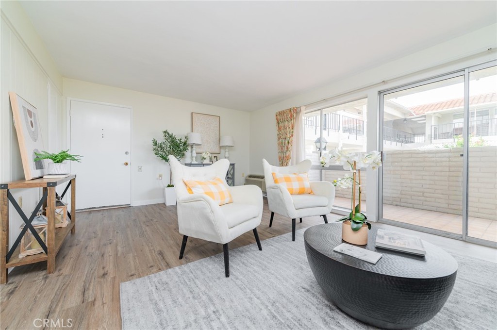 MLS #OC25234076 image #5