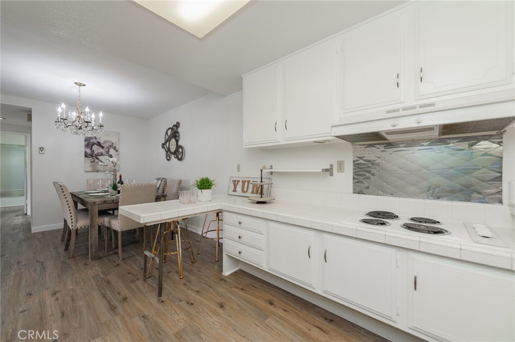 MLS #OC25234076 image #9