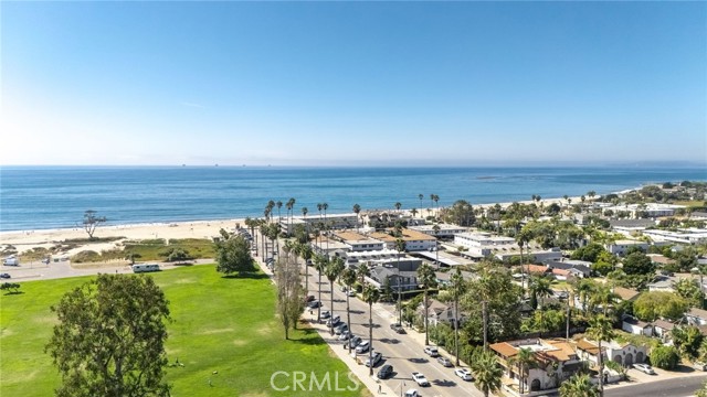 MLS #OC25234094 image #3