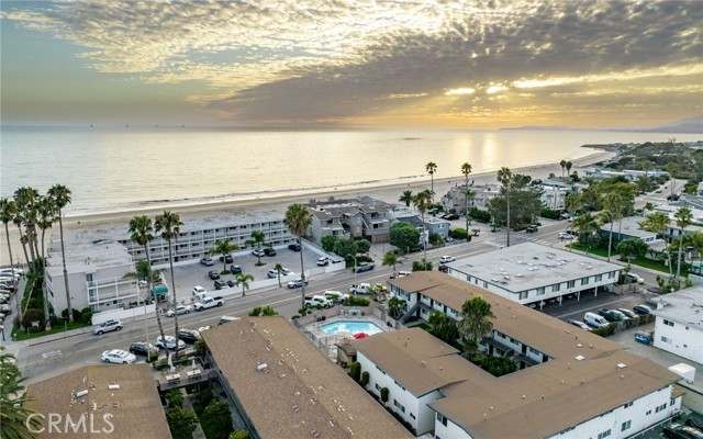 MLS #OC25234094 image #38