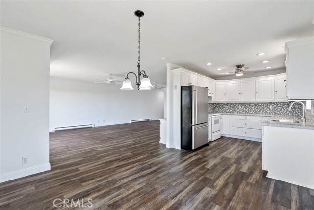 MLS #OC25234135 image #11