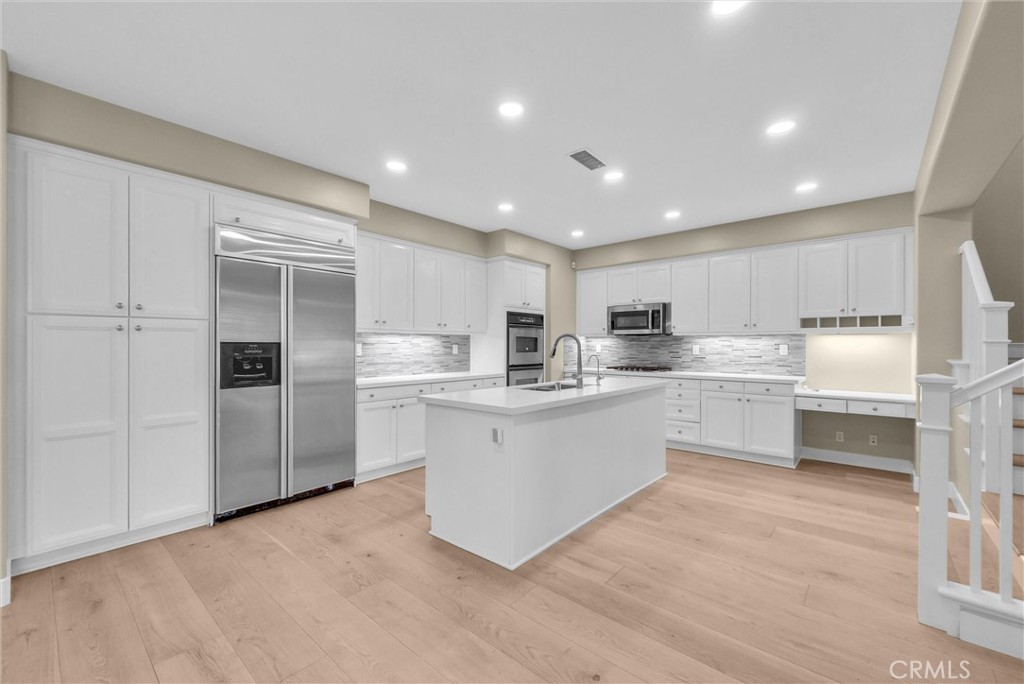 MLS #OC25234140 image #10