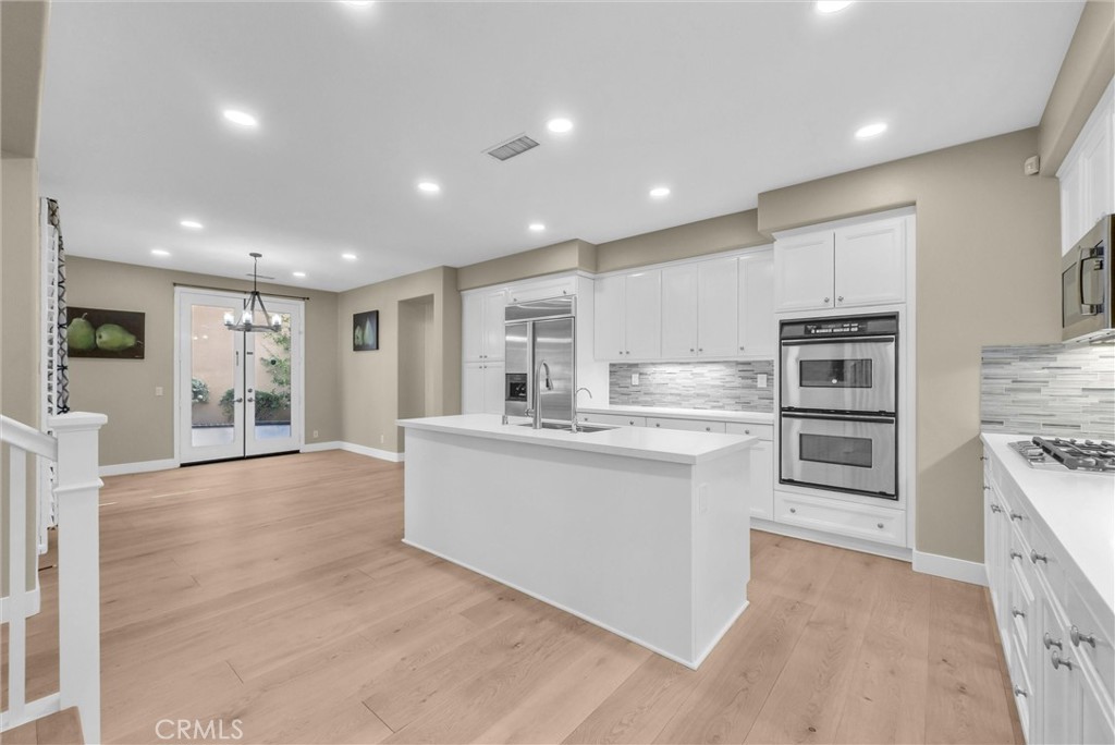 MLS #OC25234140 image #11