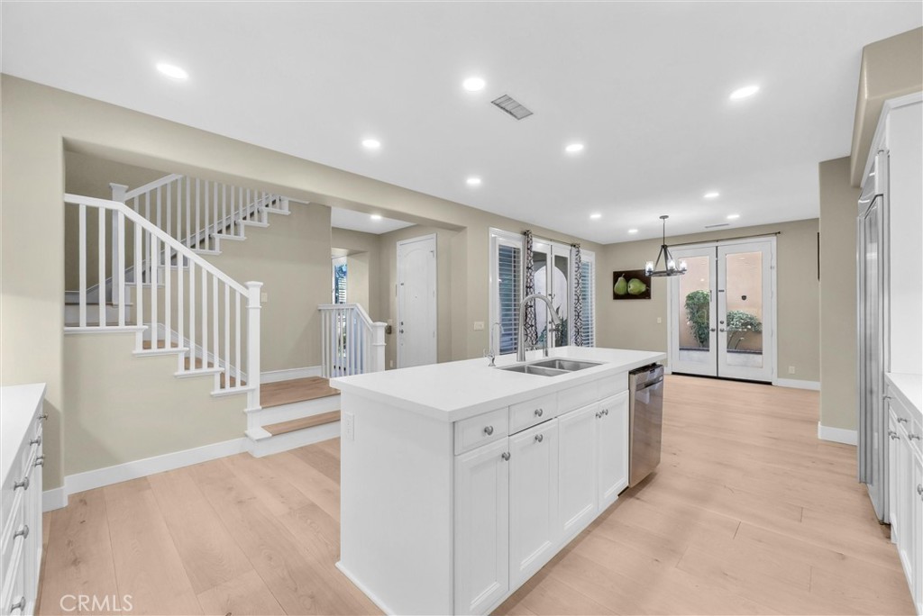 MLS #OC25234140 image #12