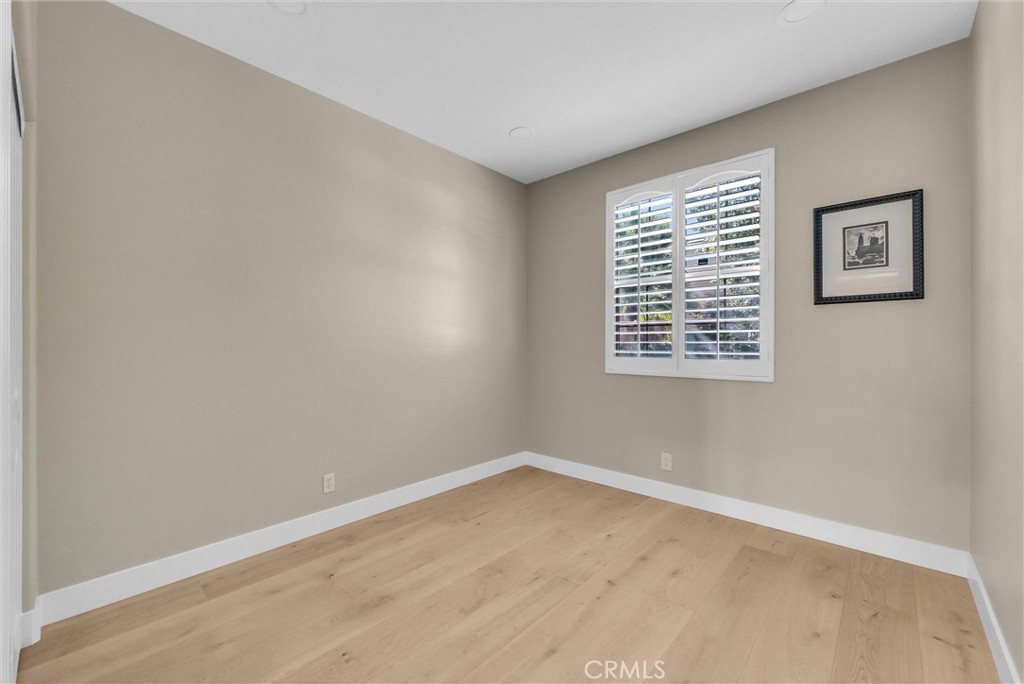 MLS #OC25234140 image #15