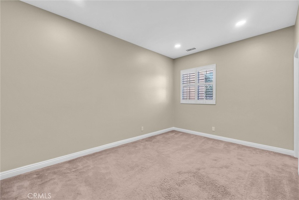 MLS #OC25234140 image #21