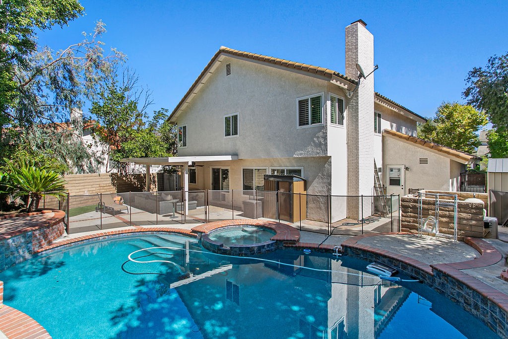 MLS #OC25234151 image #17