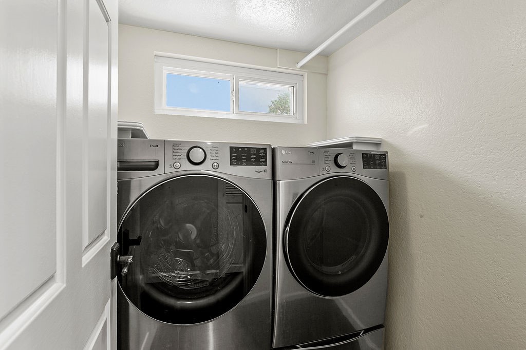 MLS #OC25234151 image #21