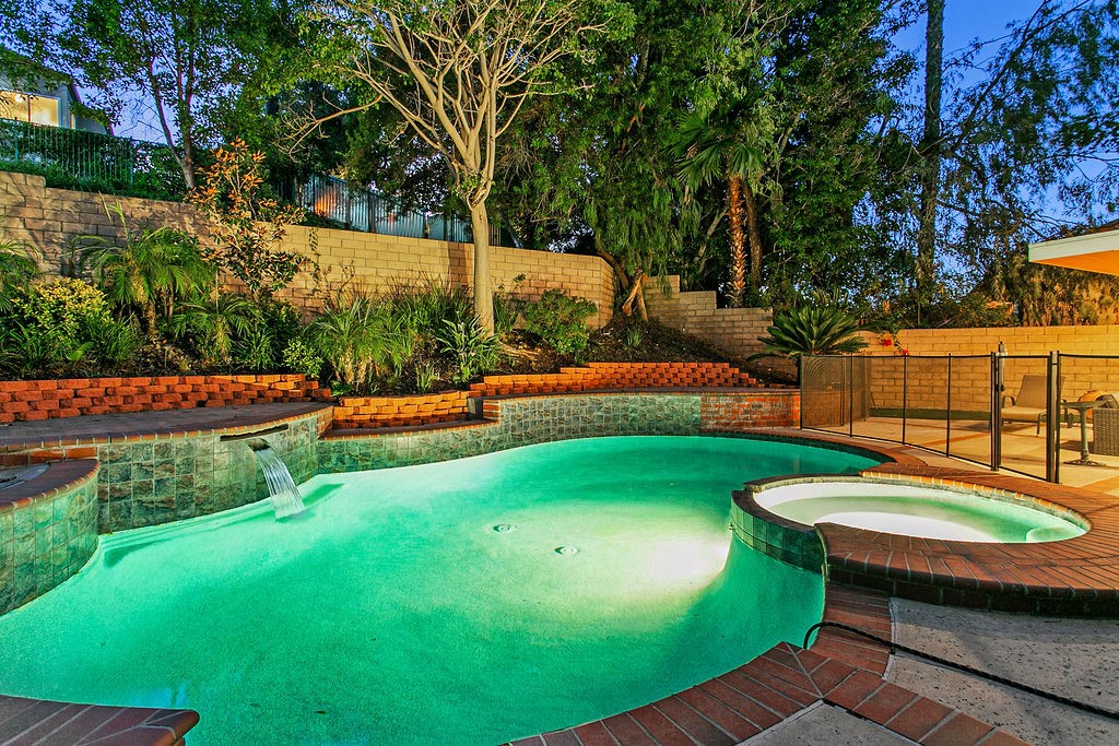 MLS #OC25234151 image #37