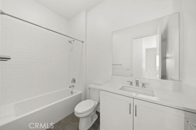 MLS #OC25234270 image #12