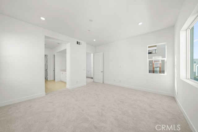 MLS #OC25234270 image #17