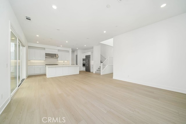 MLS #OC25234270 image #4