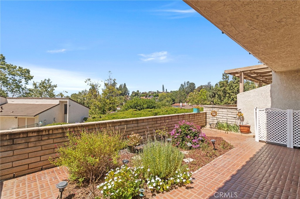 MLS #OC25234322 image #26