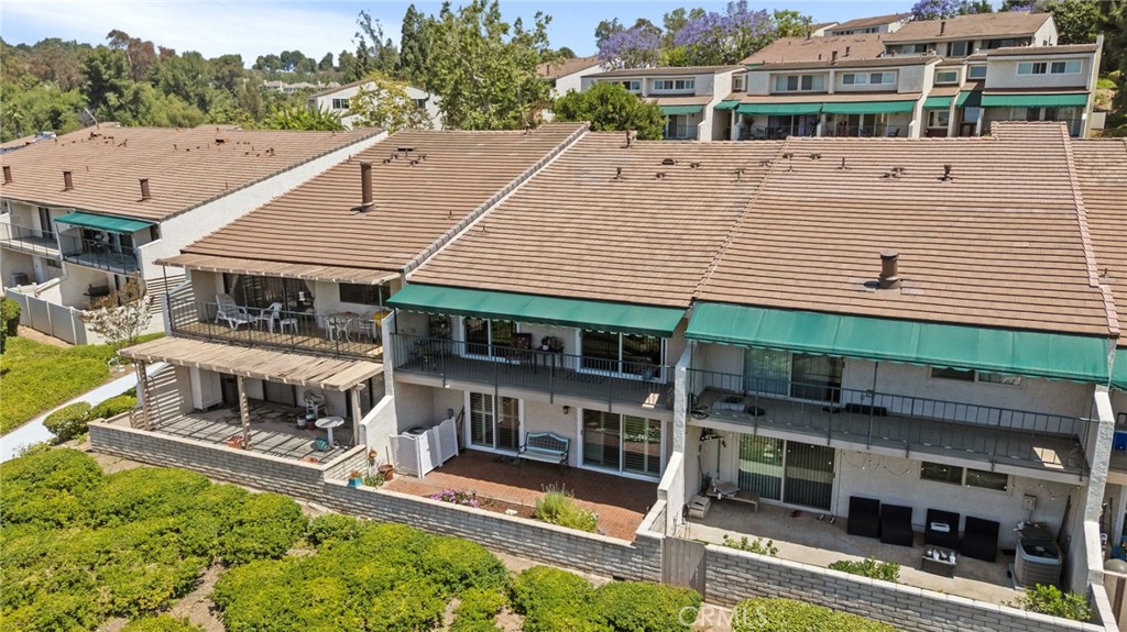 MLS #OC25234322 image #36