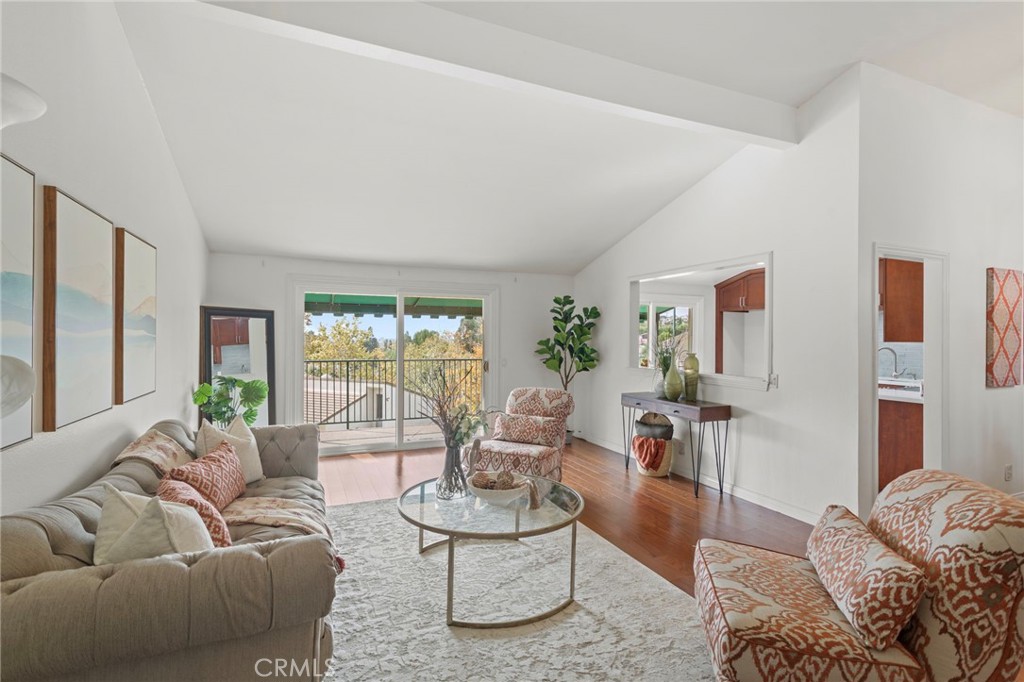 MLS #OC25234322 image #5