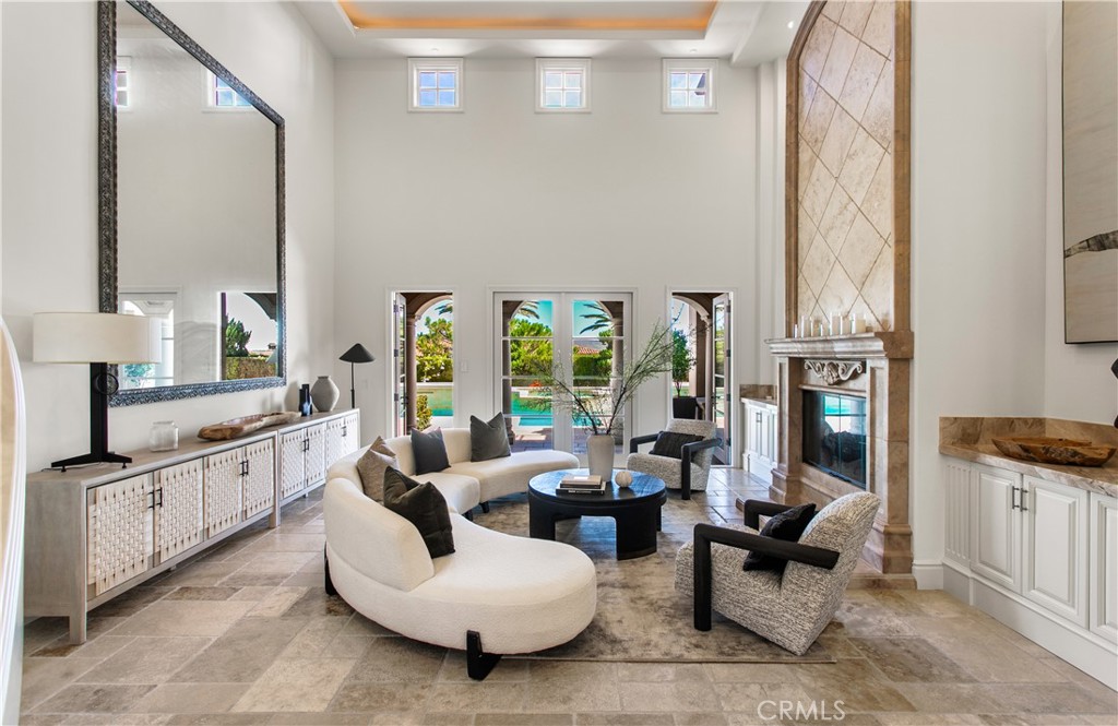 MLS #OC25234337 image #3