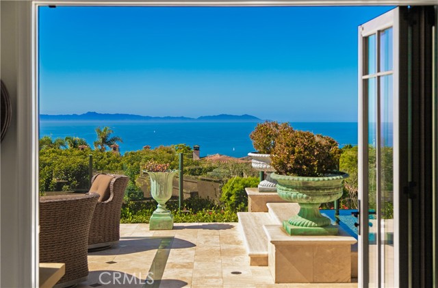 MLS #OC25234343 image #2