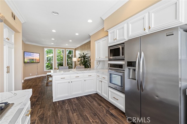 MLS #OC25234360 image #13