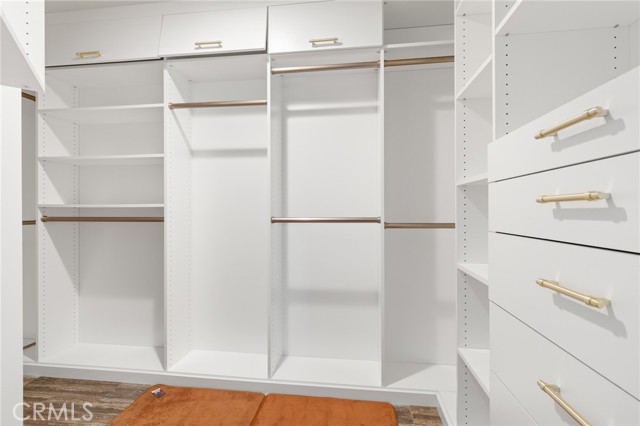 MLS #OC25234360 image #24